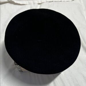 Laulhere Classic  Black French Beret